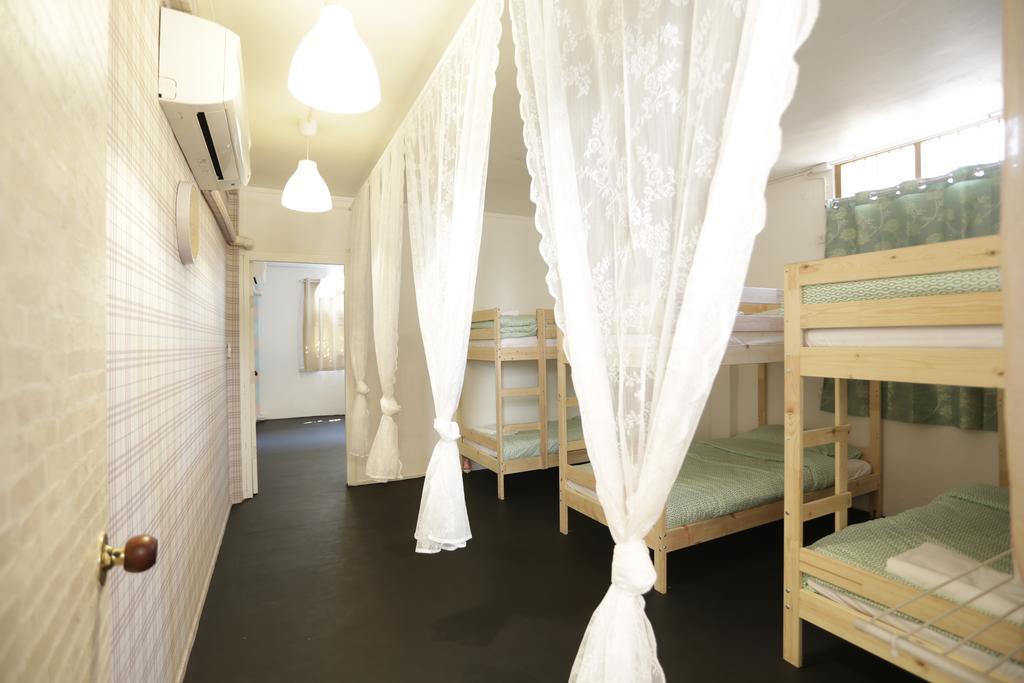 Tiger Lily Hostel Bangkok Chambre photo