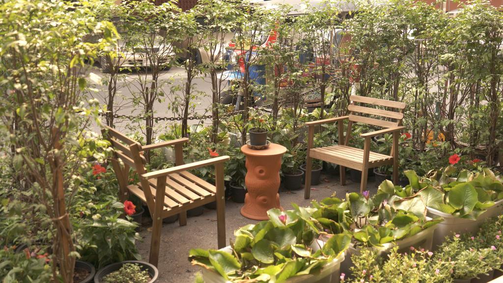 Tiger Lily Hostel Bangkok Extérieur photo