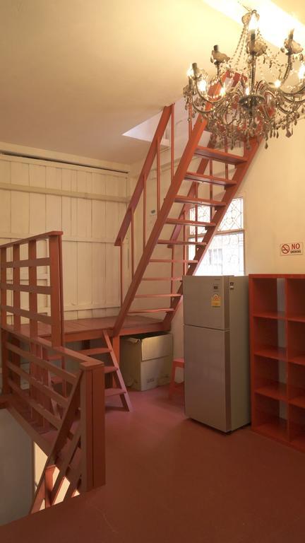 Tiger Lily Hostel Bangkok Chambre photo