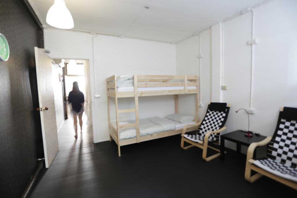 Tiger Lily Hostel Bangkok Chambre photo